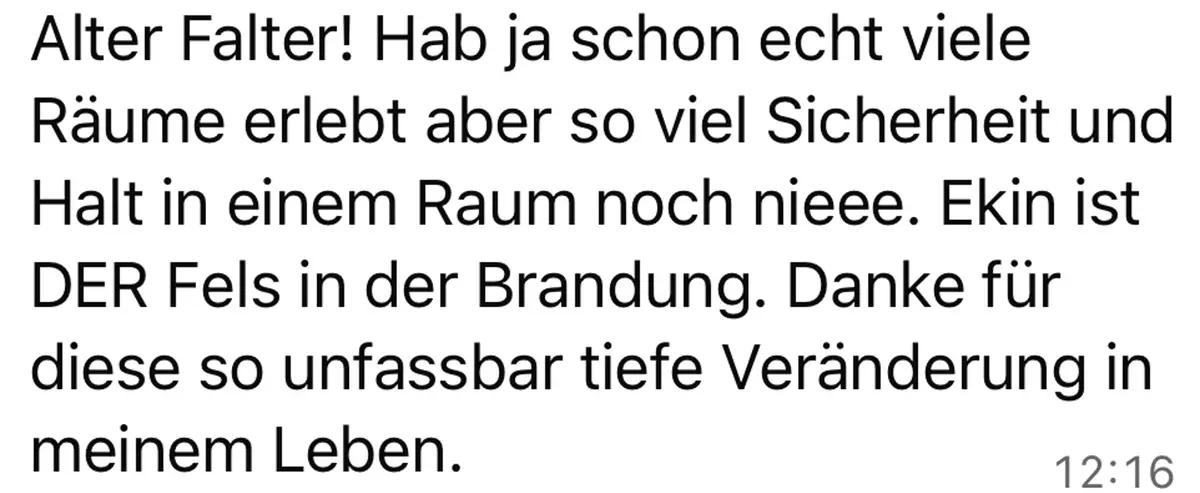Kundenstimme über Sicherheit und Halt in Ekins Breathwork-Raum.